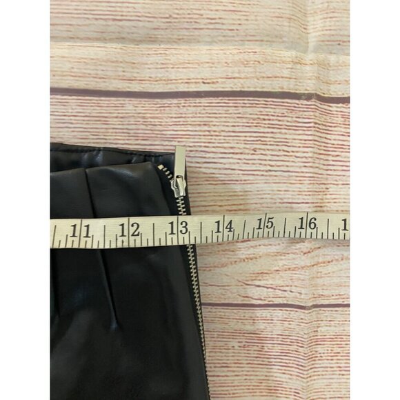 Zara Women's Black Faux Leather High Waist Classic Pants - Small - Picture 8 of 10